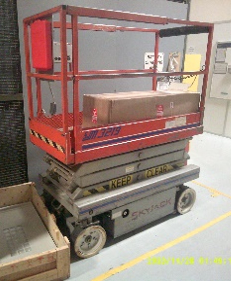 Scissor Lift2025-10-09 13-48-43.jpg